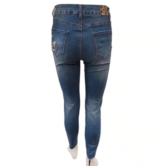 Tahari Evelyn Distressed Patchwork High Rise Skinny Jeans  Size 4/27 - Picture 6 of 16